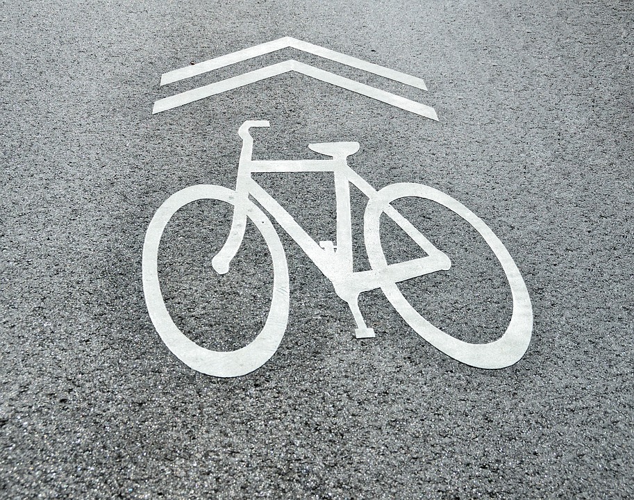 How To Increase Your Visibility While Cycling